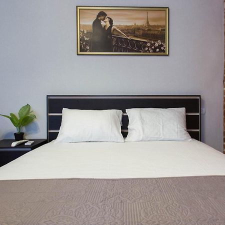 Cozy Studio In The City Center - Mykoly Khvylovoho Str 5-1 Kharkov Luaran gambar