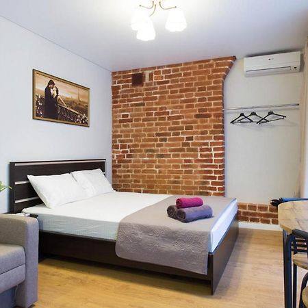 Cozy Studio In The City Center - Mykoly Khvylovoho Str 5-1 Kharkov Luaran gambar